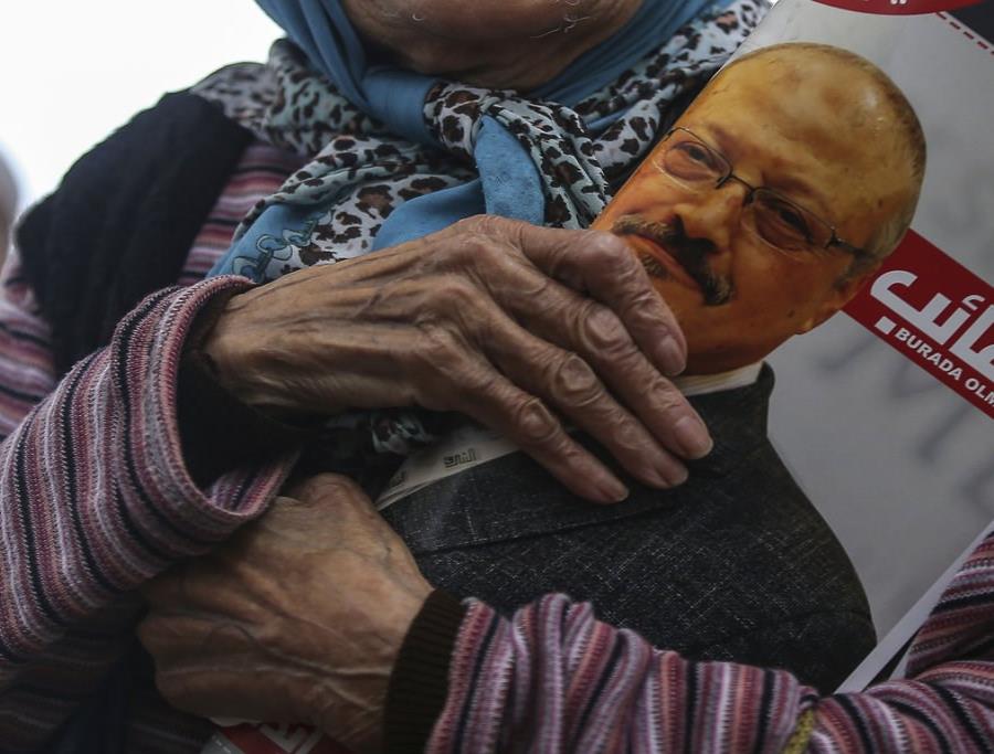 Una concentración en Estambul, Turquía, en protesta por el asesinato del periodista saudí Jamal Khashoggi, el 16 de noviembre del 2018. (AP Photo/Emrah Gurel) (semisquare-x3)