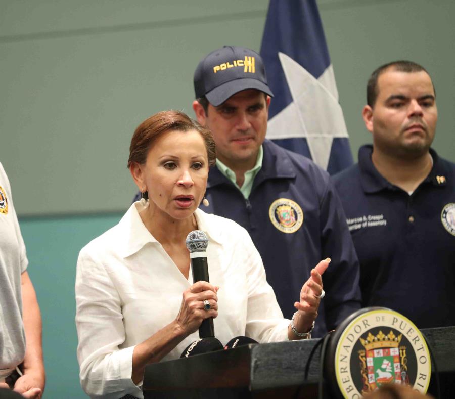 La congresista boricua Nydia Velázquez cuestionó la tardanza por parte del Departamento de Educación federal de repartir los fondos de ayuda designados para Puerto Rico. (semisquare-x3)
