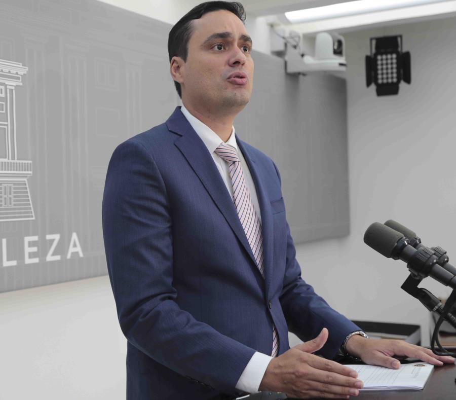 El secretario de Asuntos Públicos, Ramón Rosario Cortés, asegura que derogar la Ley 80 afectará menos que la pérdida del bono de Navidad. (GFR Media) (semisquare-x3)