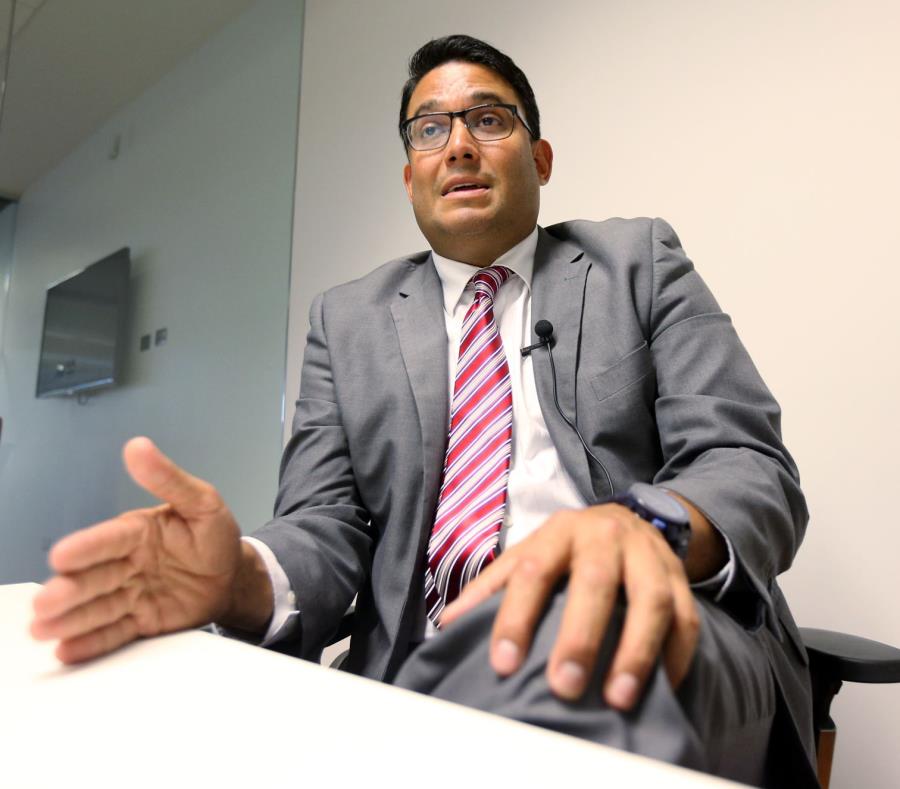 El presidente de la Federación de Baloncesto, Yum Ramos, no precisó ayer si aspirará a otro término en las elecciones del próximo año. (GFR Media) (semisquare-x3)