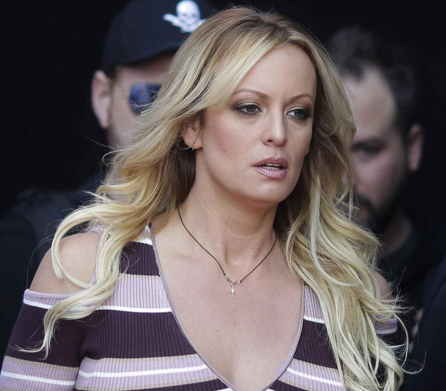 Stormy Daniels afirma que sostuvo un amorío con Donald Trump en 2006 y recibió $130,000 como parte de un acuerdo de confidencialidad días antes de las elecciones presidenciales de 2016. (AP / Markus Schreiber) (semisquare-x3)