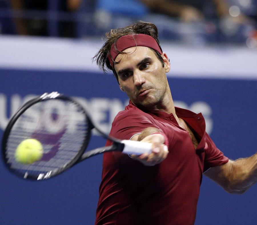 Federer cayó 3-6, 7-5, 7-6 (7), 7-6. (AP) (semisquare-x3)