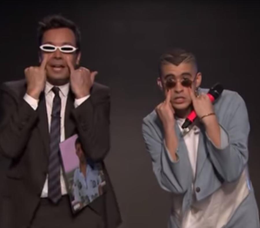 Jimmy Fallon imita a Bad Bunny. (Captura) (semisquare-x3)