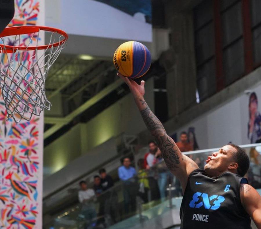 Will Martínez, de Ponce, encestó el canasto de la victoria ante Princeton. (Twitter / Puerto Rico 3x3) (semisquare-x3)