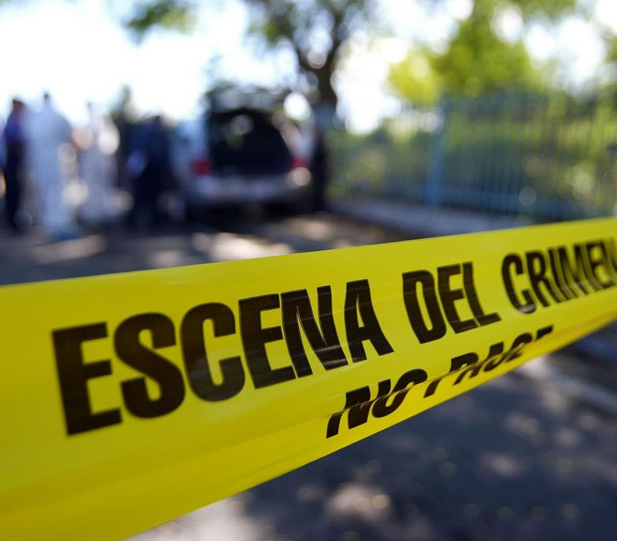 Agentes del Cuerpo de Investigaciones Criminales (CIC) están a cargo de la investigación de los asesinatos. (semisquare-x3)