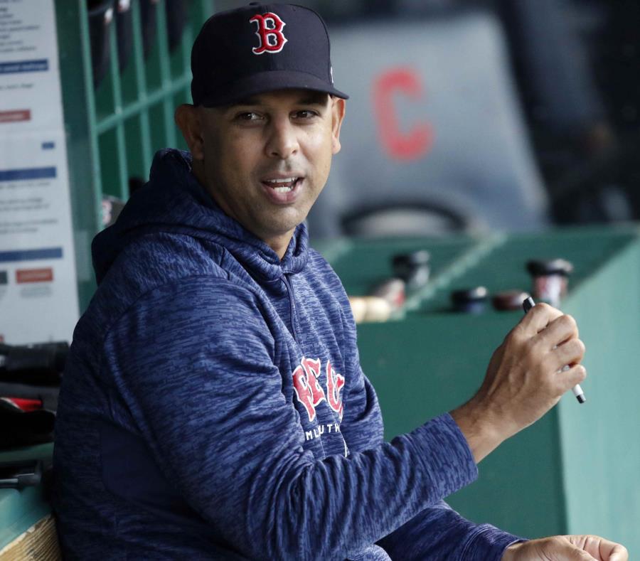 Medias Rojas pegó primero ante Yankees en la serie divisional
