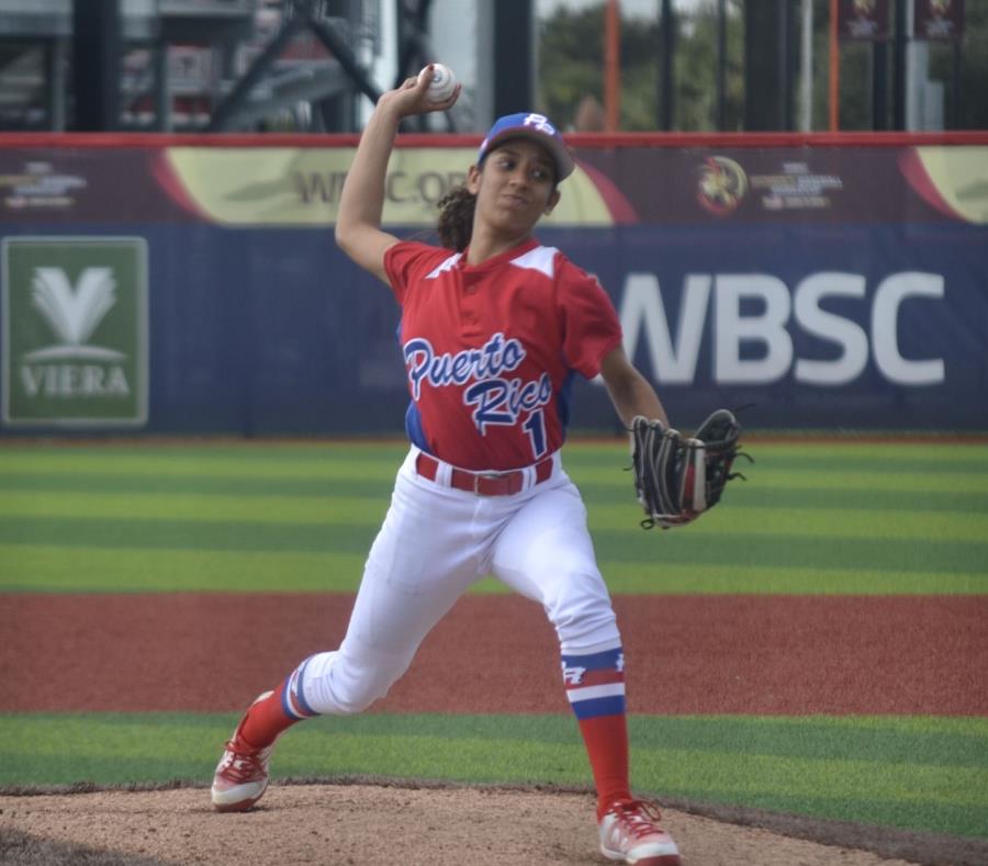 Angelis Rivera abrió el juego por Puerto Rico. ( (semisquare-x3)