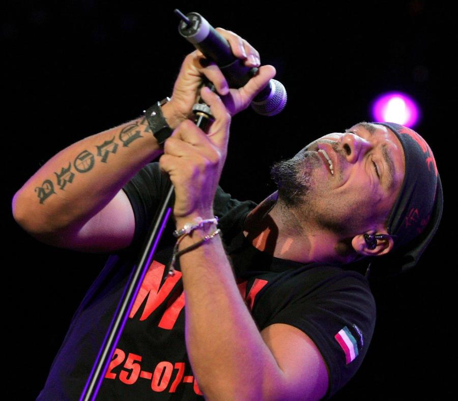 Eros Ramazzotti (semisquare-x3)