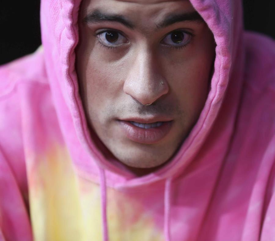 Bad Bunny (semisquare-x3)