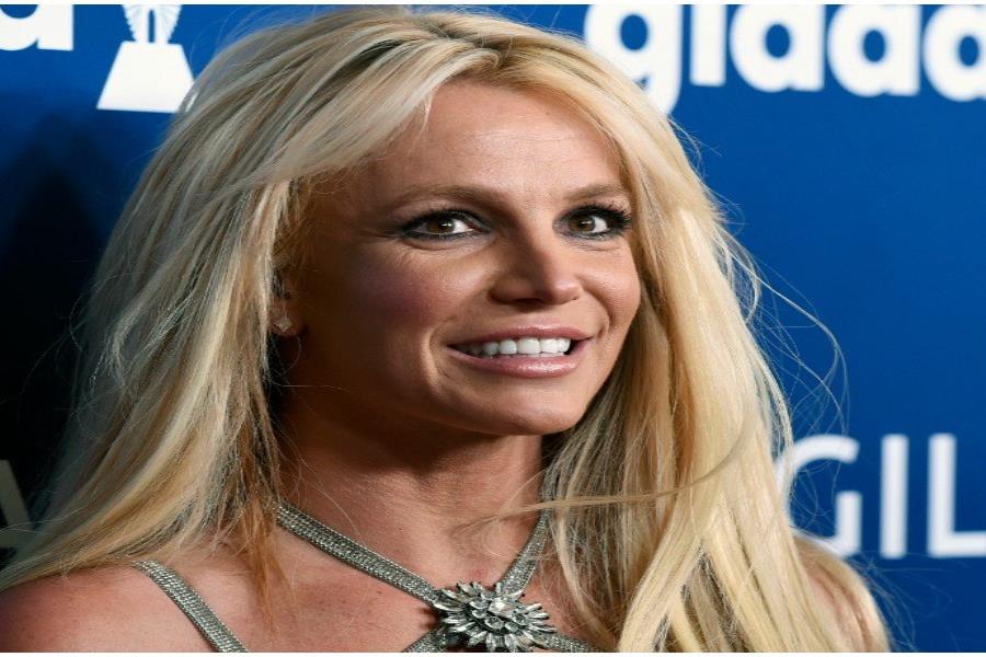 Revelan fotos de Britney Spears tras tomarse un descanso del centro de ...