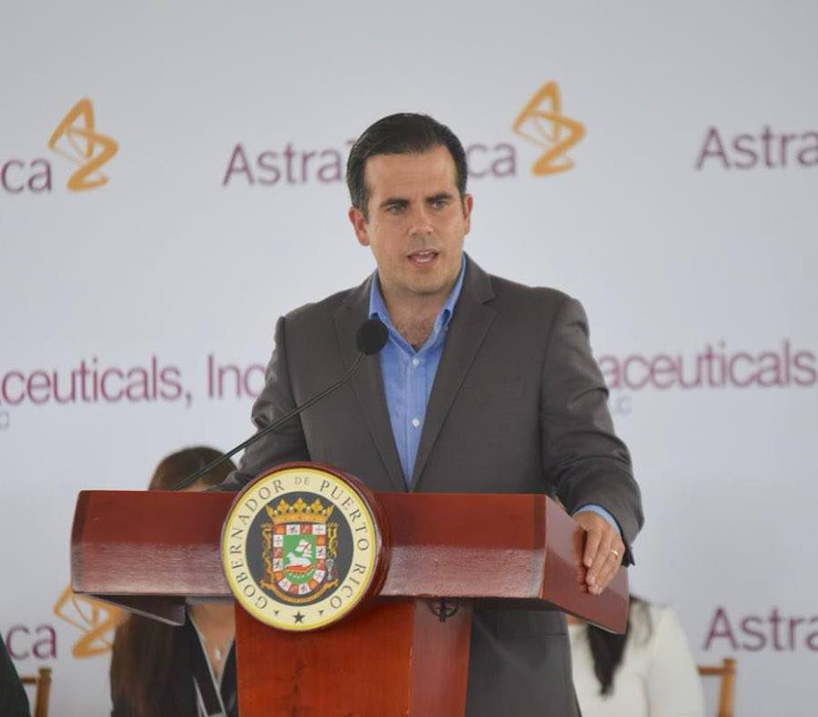 El gobernador Ricardo Rosselló resaltó que la acción de la farmacéutica responde a la fragilidad del sistema eléctrico del país. (Suministrada) (semisquare-x3)