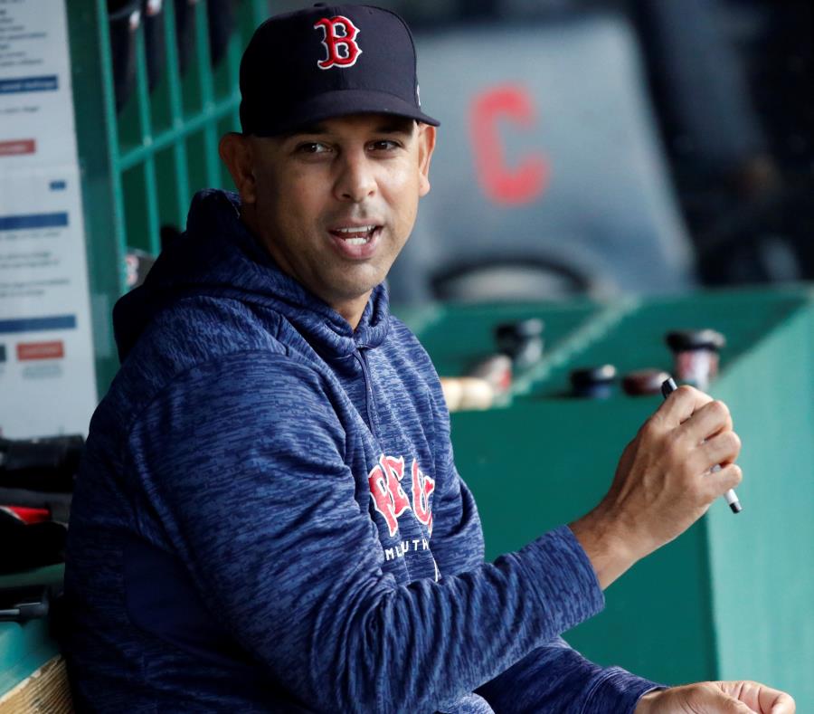 Alex Cora perfila como uno de los candidatos de fuerza para el premio de Dirigente del Año en la Liga Americana (semisquare-x3)