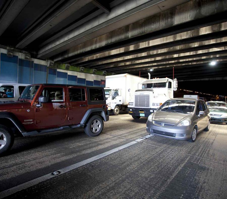 Las autoridades informaron que nadie resultó herido tras los accidentes. (GFR Media) (semisquare-x3)