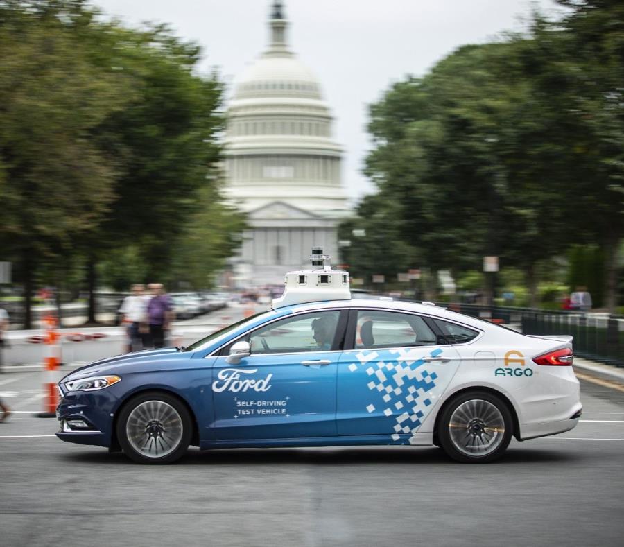 Expandir sus operaciones a Washington DC, es para Ford una oportunidad de comprender cómo se puede utilizar un negocio integral de conducción autónoma. (semisquare-x3)