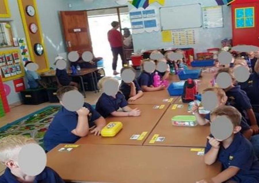Suspenden las clases en escuela donde separaban a los niños por su raza (semisquare-x3)