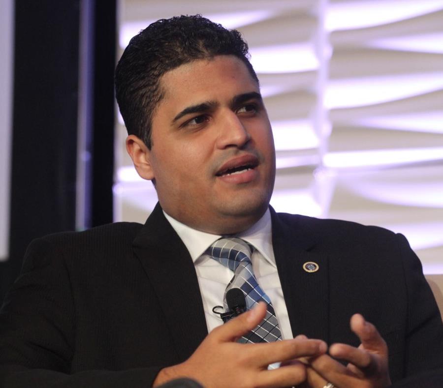 Carlos Saavedra Gutiérrez, informó que el término de radicación para solicitar la ayuda que provee el gobierno federal para las personas desempleadas por causa directa del paso de los huracanes Irma y María se extiendió hasta el 9 de febrero. (Archivo / G (semisquare-x3)