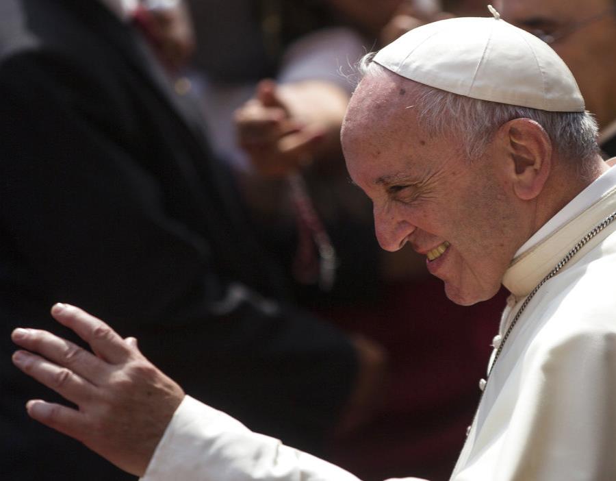 El papa Francisco envía $100 mil para ayudar a la población afectada en Indonesia (semisquare-x3)