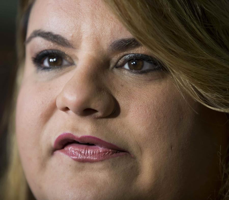 La comisionada residente Jenniffer González defendió la respuesta de Donald Trump a la emergencia en la isla tras el huracán María. (semisquare-x3)