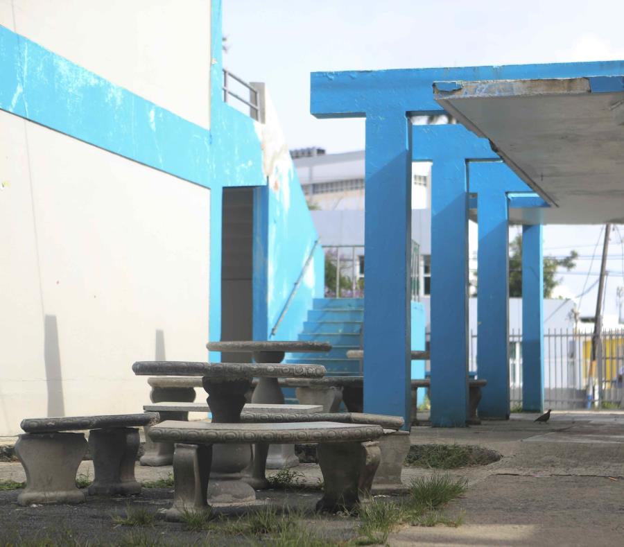 Educación tedrá unas 845 escuelas abiertas para el próximo año escolar, luego que se ordenara el cierre de 265 planteles durante el verano. Lo (semisquare-x3)