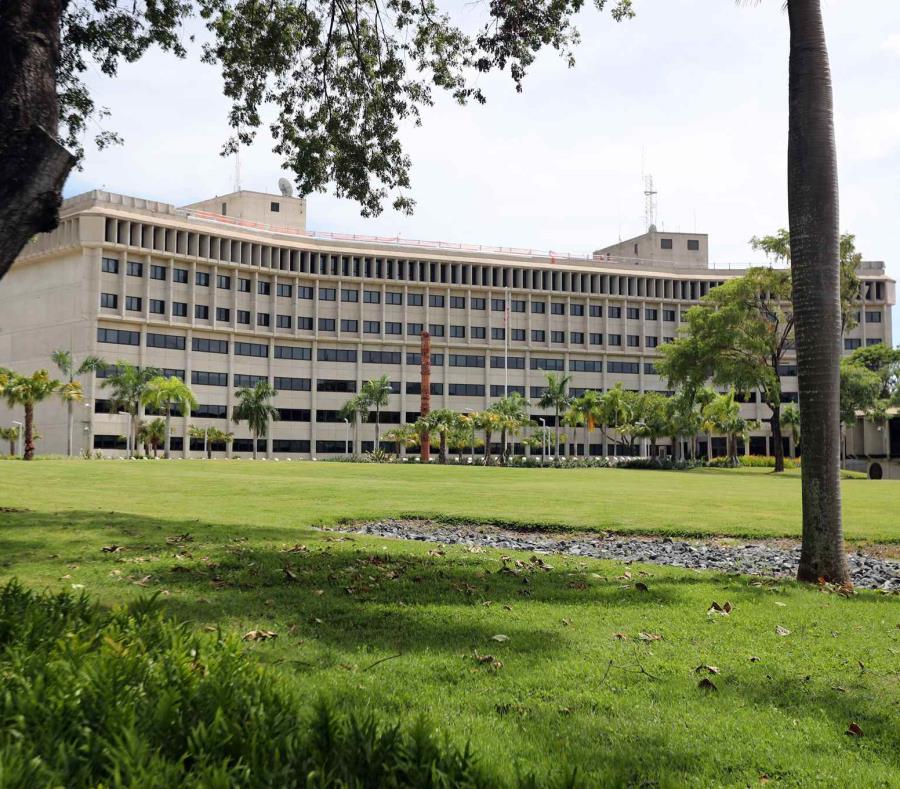 Vista del Tribunal Federal en Hato Rey (semisquare-x3)
