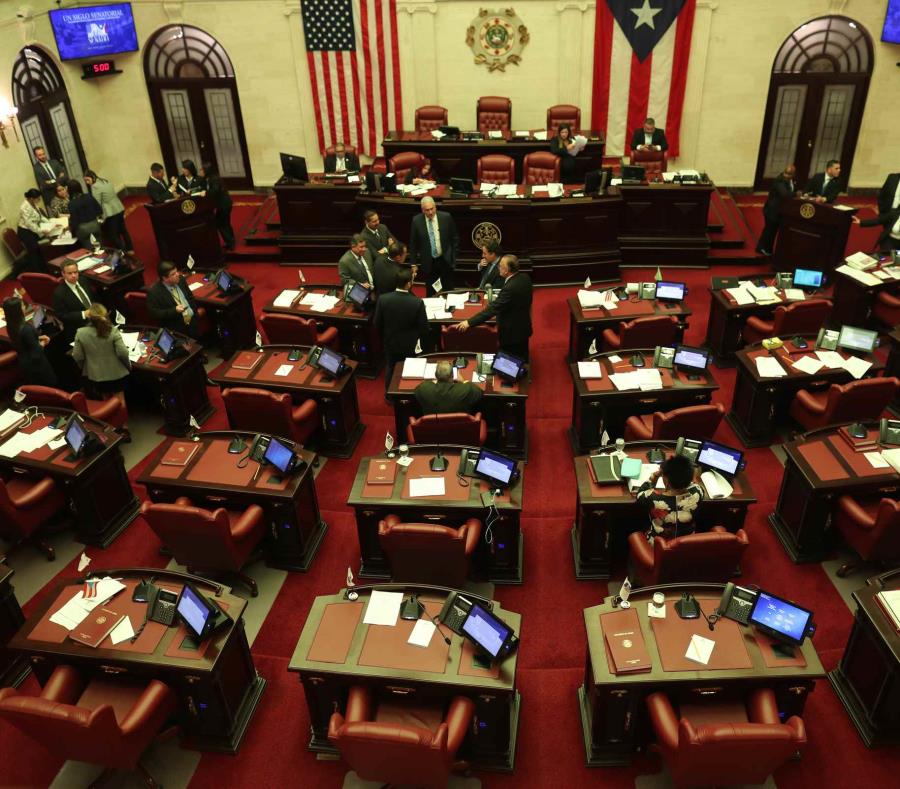 En la foto el pleno del Senado. (semisquare-x3)