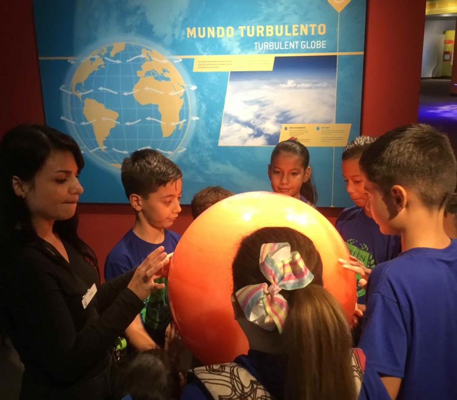 Estudiantes de Green School Puerto Rico visitaron el C3Tec, en Caguas, para aprender más sobre la seguridad alimentaria. (Suministrada) (semisquare-x3)