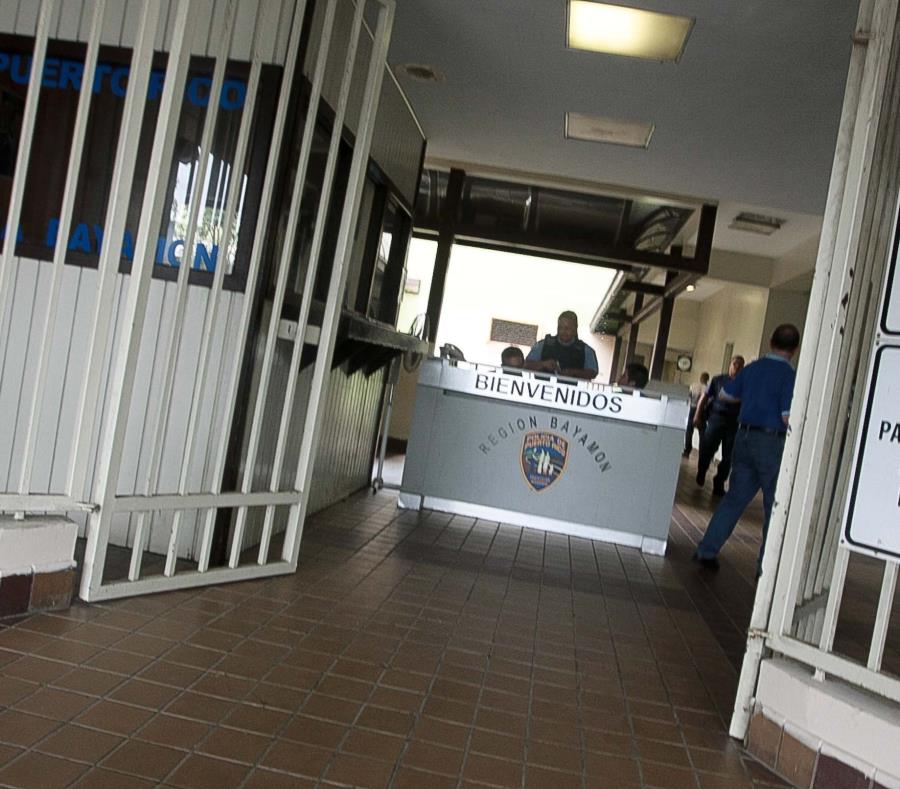 Imagen de la Comandancia de la Policía de Puerto Rico en Bayamón. (GFR Media) (semisquare-x3)