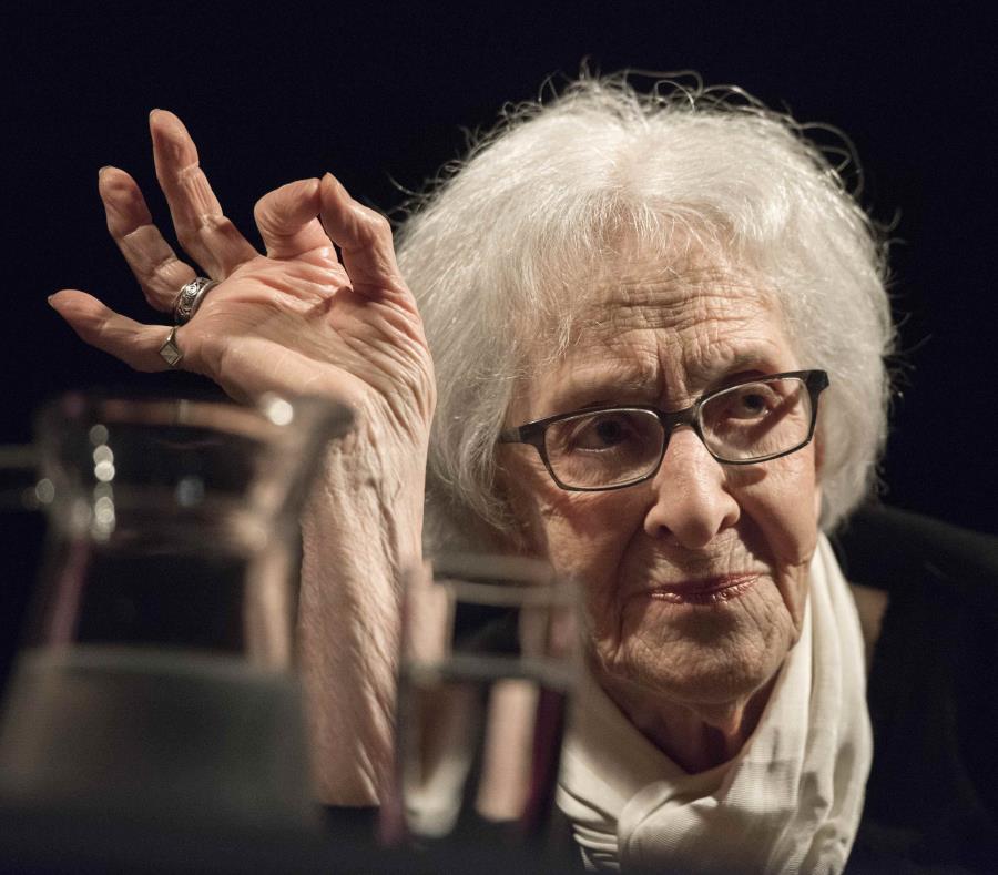 La poeta uruguaya Ida Vitale gana el Premio Cervantes (semisquare-x3)