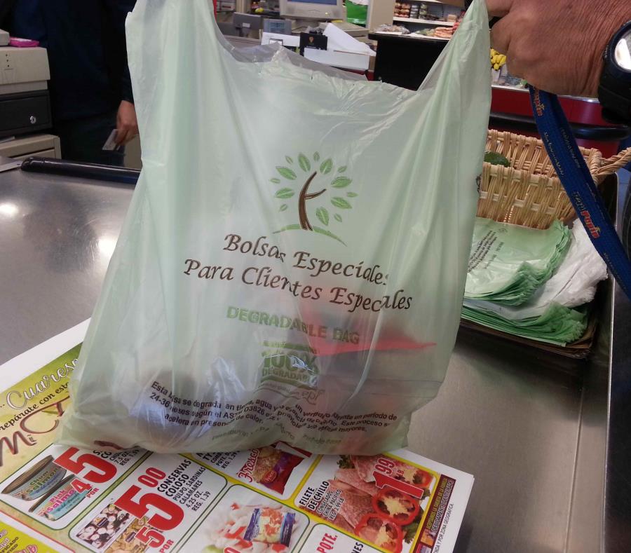 Las bolsas se darían libre de costo a los clientes. (GFR Media) (semisquare-x3)