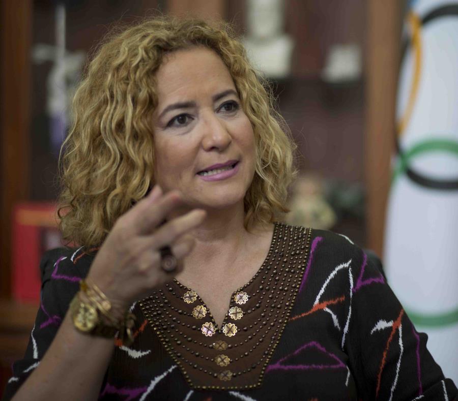 Las selecciones nacionales de halterofilia y sóftbol llegan mañana (semisquare-x3)