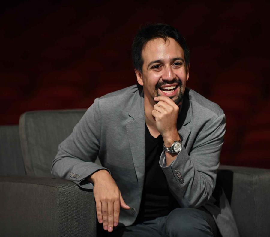 Lin-Manuel Miranda indicó que cada ganador de la lotería especial tendrá la opción de comprar hasta dos boletos por dicha función. (semisquare-x3)