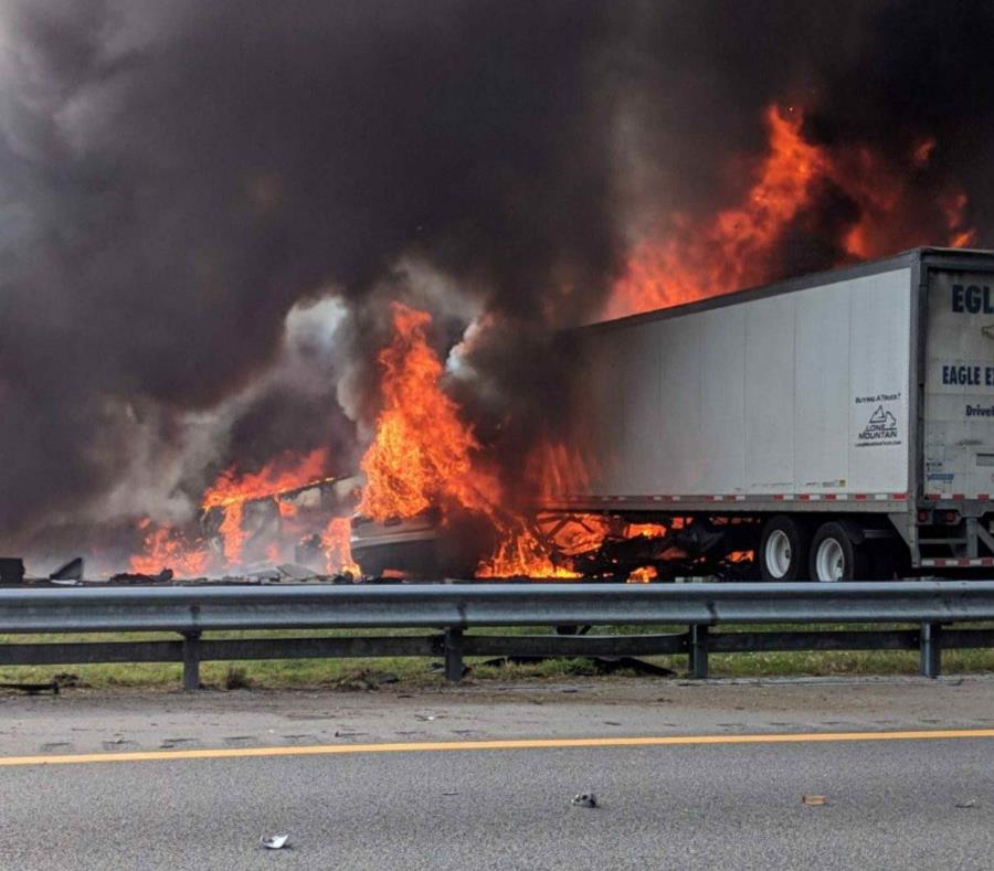 Accidente en Florida deja 6 muertos Accidente en Florida deja 6 muertos