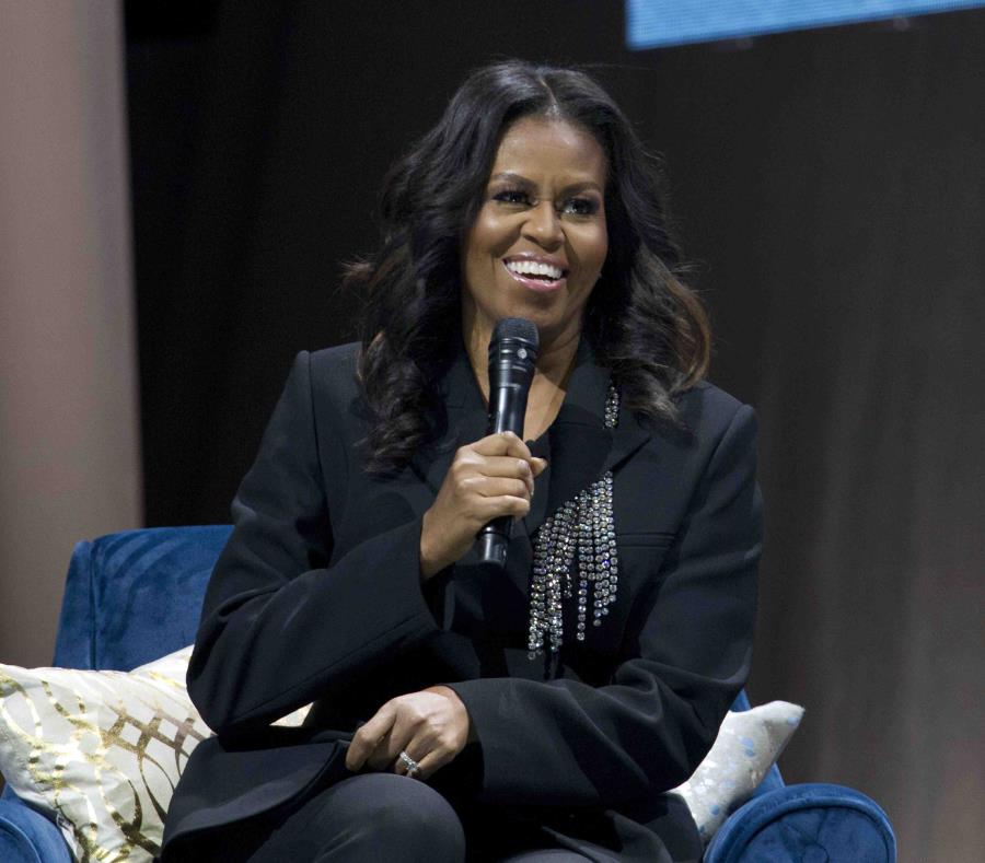 Michelle Obama durante la presentación de su libro el pasado sábado. (AP) (semisquare-x3)