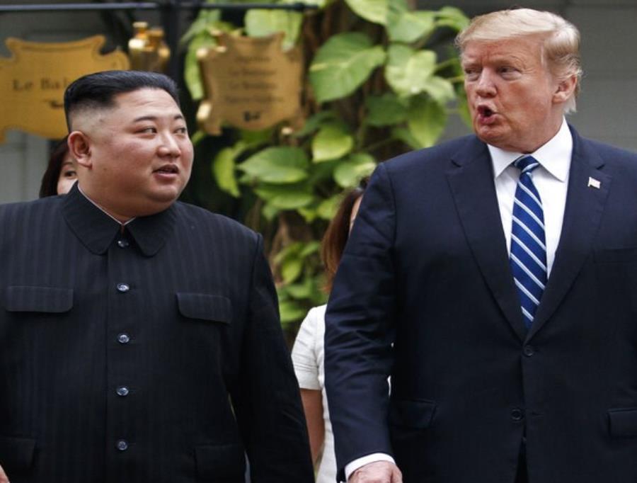 Kim Jong-un (i) y Donald Trump (semisquare-x3)