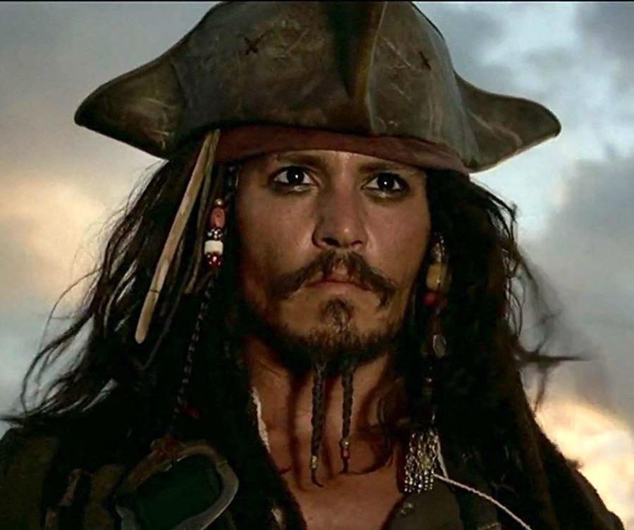 Johnny Depp es el capitán Jack Sparrow en la saga de