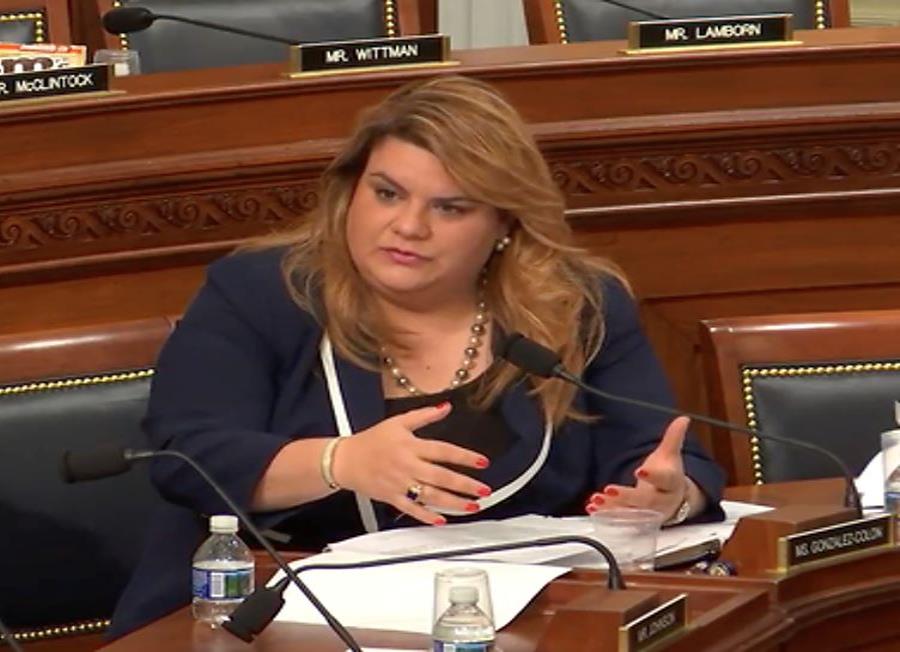 La comisionada residente, Jenniffer González (semisquare-x3)
