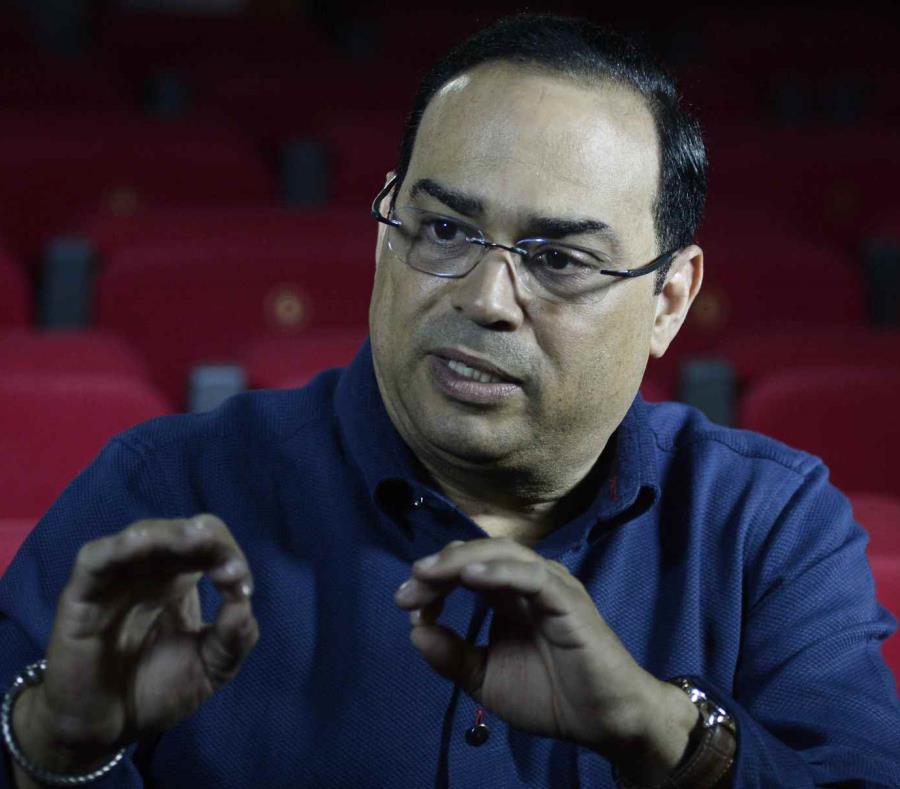 Gilberto Santa Rosa dijo que el huracán nos dejó devastación, carencias y puso de manifiesto nuestra vulnerabilidad, pero también nos dio un mensaje de unidad. (semisquare-x3)