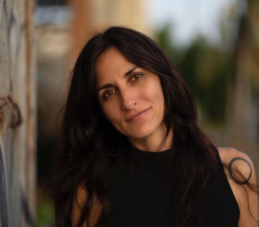 Simultáneo a su espectáculo, Katira María se concentra en sus nuevos proyectos, en el que predomina grabar algunas de sus canciones en un estudio. (Suministrada / José R. Madera) (semisquare-x3)