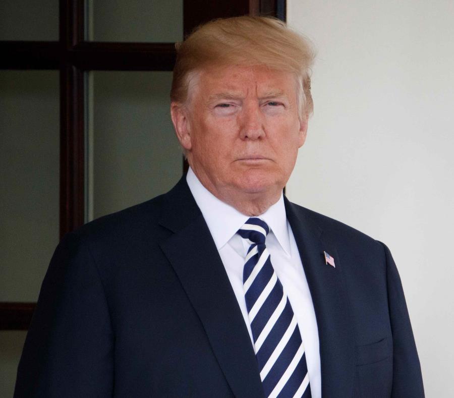 El presidente Donald Trump lleva más de un año ventilando su frustración por la decisión de Jeff Sessions de apartarse de todo lo relacionado con la investigación sobre la trama rusa. (EFE) (semisquare-x3)