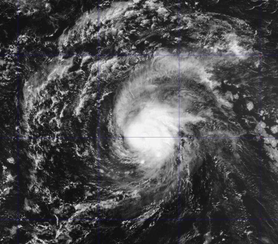 Florence está al oeste-noroeste de las islas de Cabo Verde. (semisquare-x3)