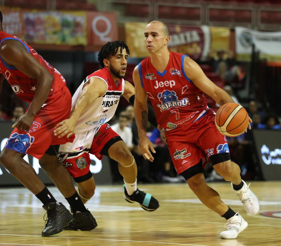 Carlos Arroyo, armador de los Cariduros de Fajardo. (semisquare-x3)