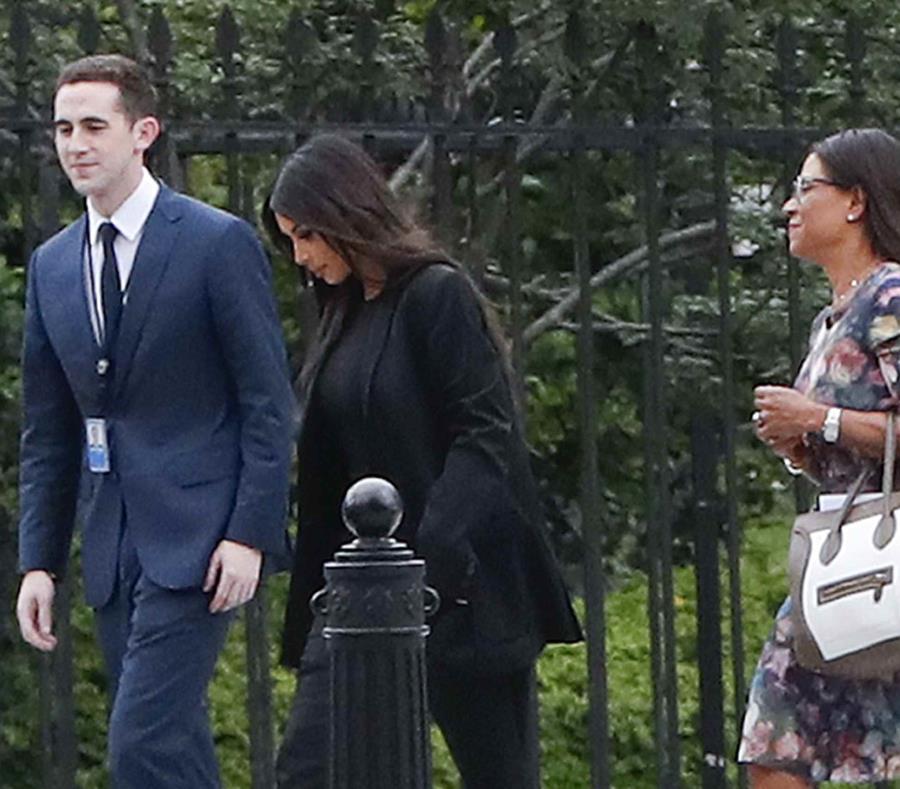 Kim Kardashian a su llegada a la Casa Blanca. (AP) (semisquare-x3)