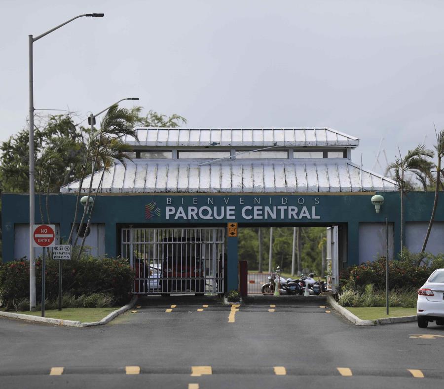 Entrada al Parque Central en San Juan. (GFR Media) (semisquare-x3)