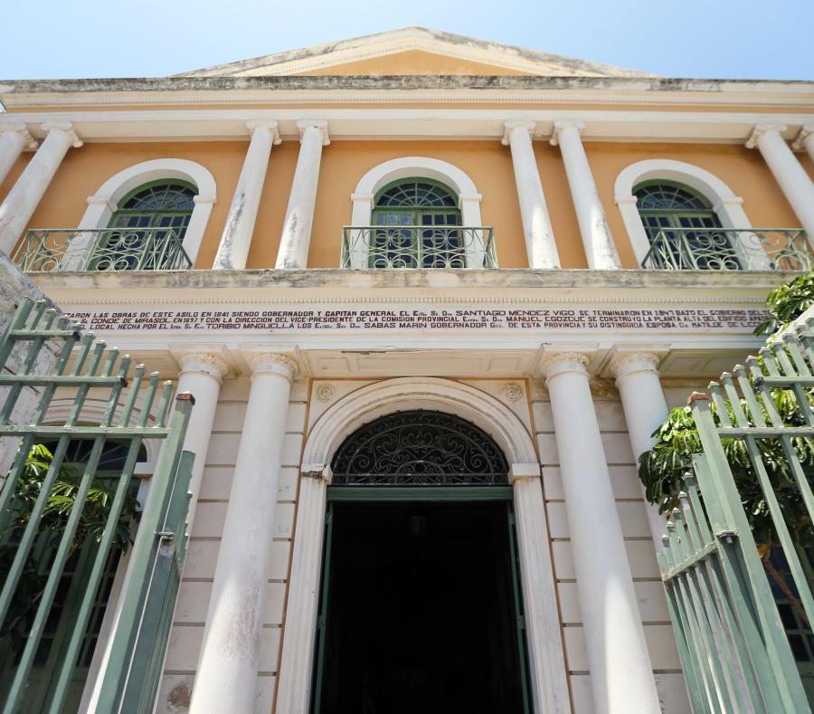 Márquez comentó que la postura del Instituto de Cultura Puertorriqueña en cuanto al Festival Casals es que seguirá corriendo como hasta el momento, ya que los fondos que se otorgan para su celebración son restrictos. (GFR Media) (semisquare-x3)