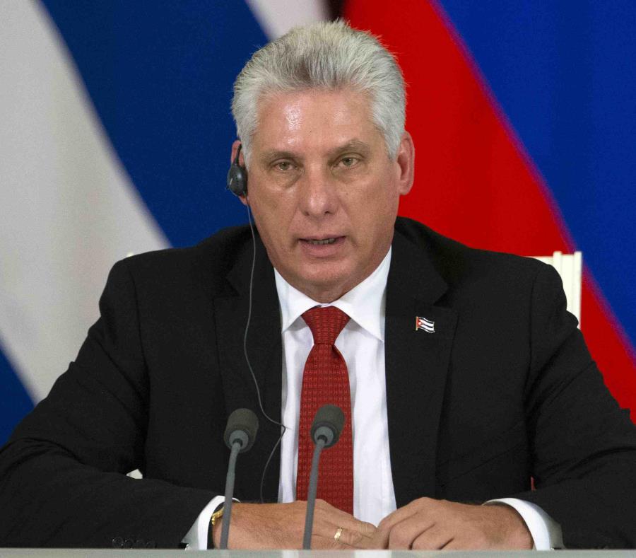 El presidente de Cuba Miguel Díaz-Canel también sostuvo reuniones con el mandatario ruso Vladimir Putin. (AP) (semisquare-x3)
