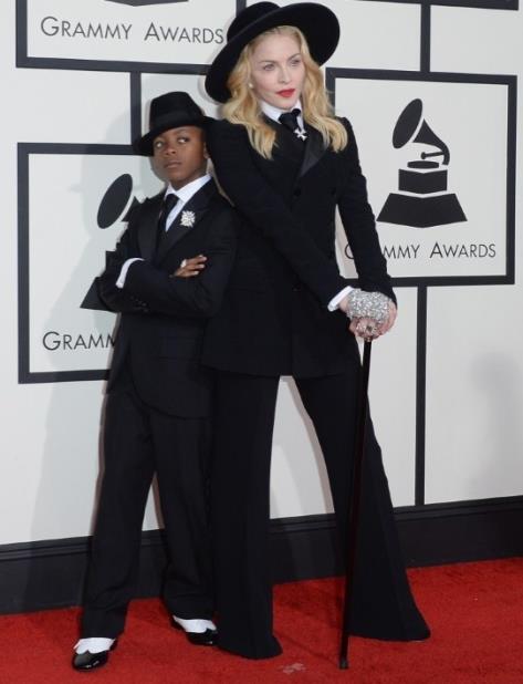 En una foto del 2014, la cantante Madonna posa junto a su hijo David Banda. (GFR Media) (vertical-x1)