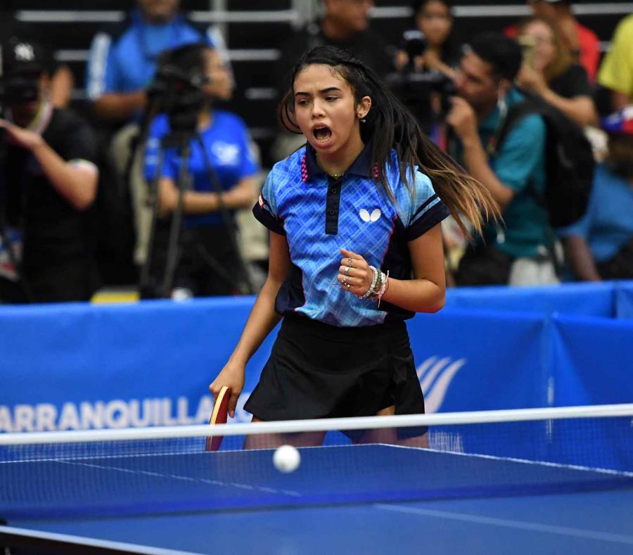 Melanie Díaz celebra un punto del equipo de Puerto Rico. (semisquare-x3)