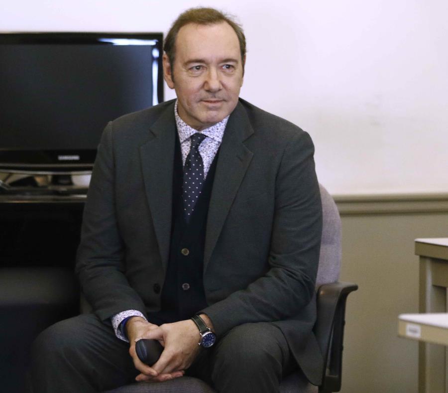 Kevin Spacey enfrenta acusaciones de abuso y acoso sexual. (semisquare-x3)