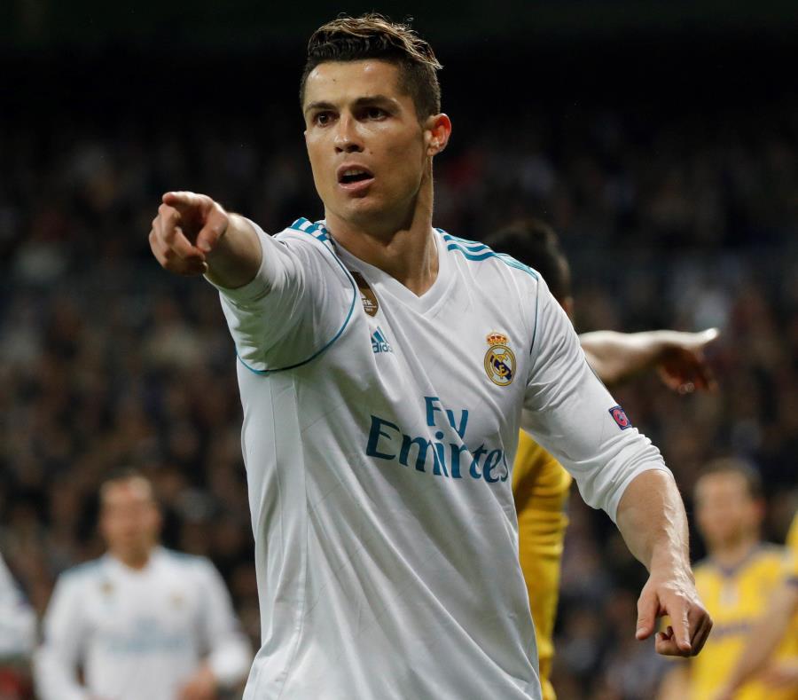 El delantero portugués del Real Madrid, Cristiano Ronaldo, durante el partido contra Juventus. (EFE / Juanjo Martín) (semisquare-x3)
