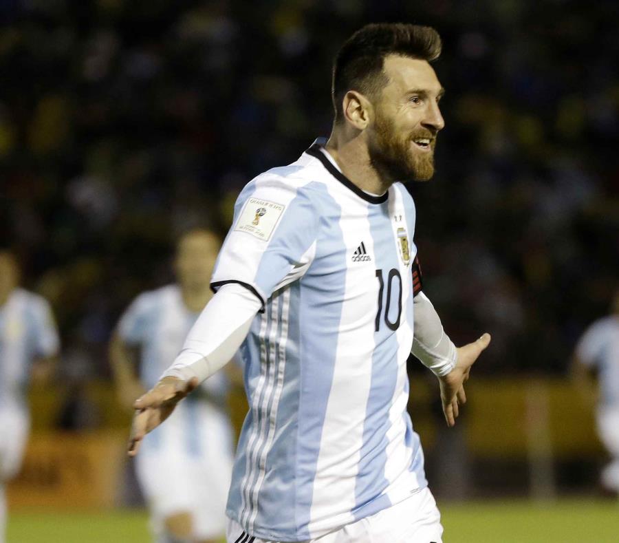 Lionel Messi intentará regalarle a Argentina su primera Copa del Mundo desde la edición de 1986, celebrada en México. (semisquare-x3)